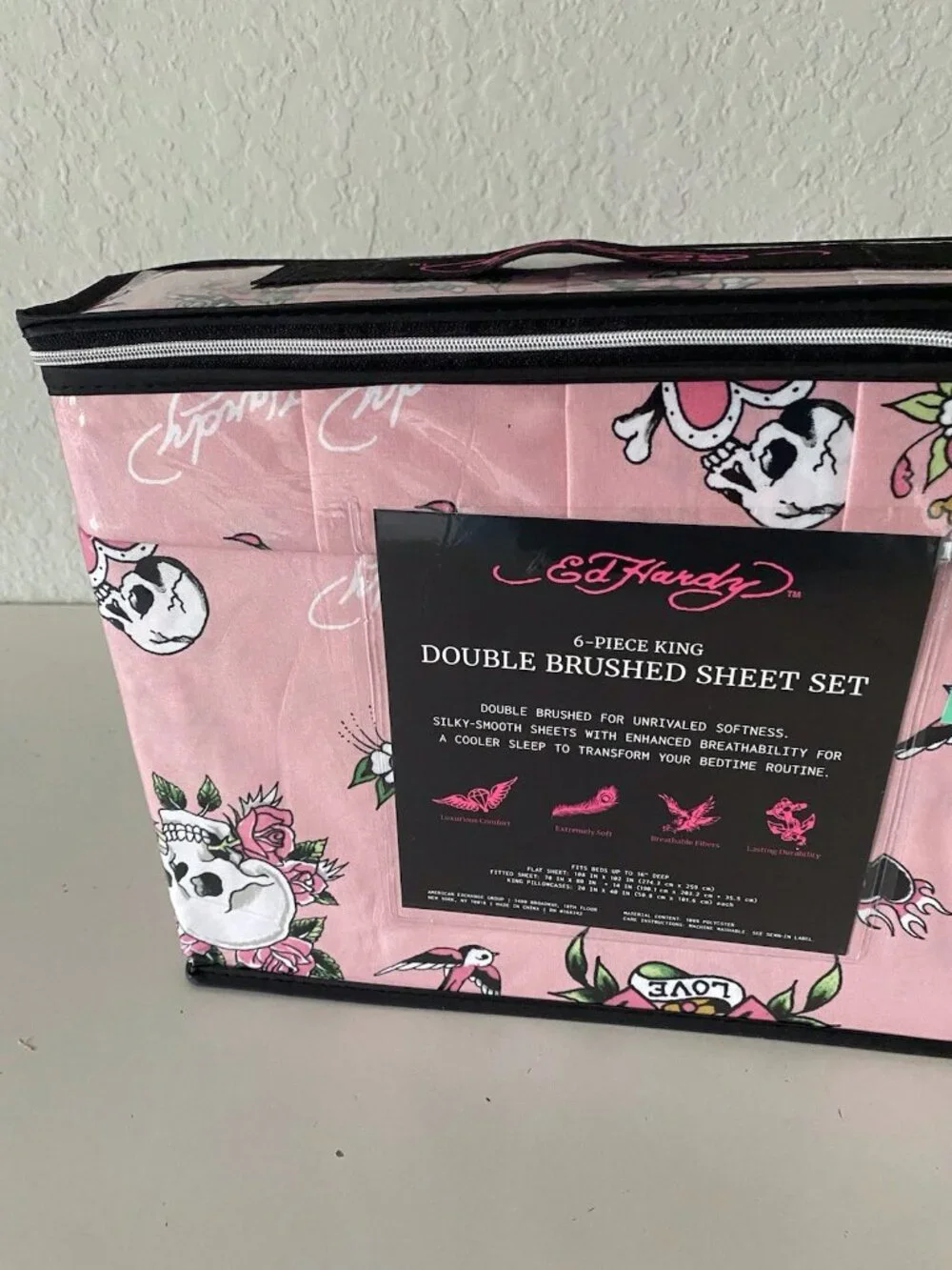 6 Piece Ed Hardy KING Size Sheet Set Pink Logo Skulls Hearts Birds NEW
